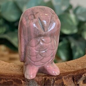 Rhodonite Carved Owl Figurine Gemstone Bird Carving Chubby Stone Animal Pet 1.5"